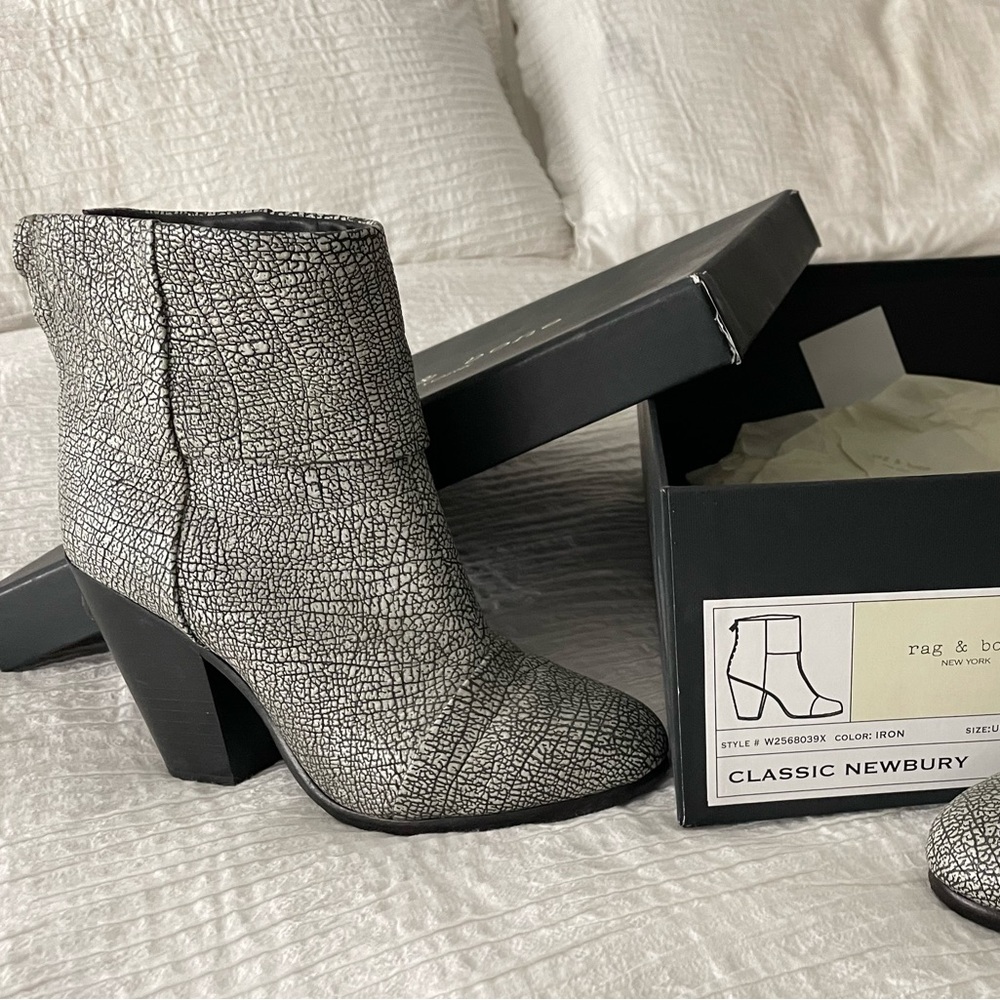 Rag & Bone Classic Newbury Booties - crackled silver leather